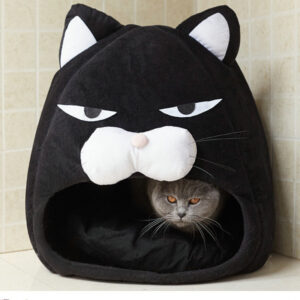 Squishmallow Pet Bed – Ultra Soft & Cozy Bed for Cats and Small Dogs