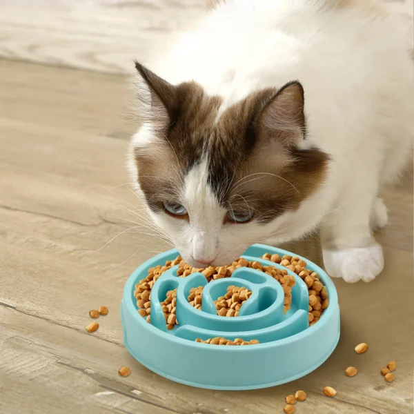 Fun Slow Feeder Dog Bowl – Anti-Gulping, Non-Slip, Healthy Eating - Image 5